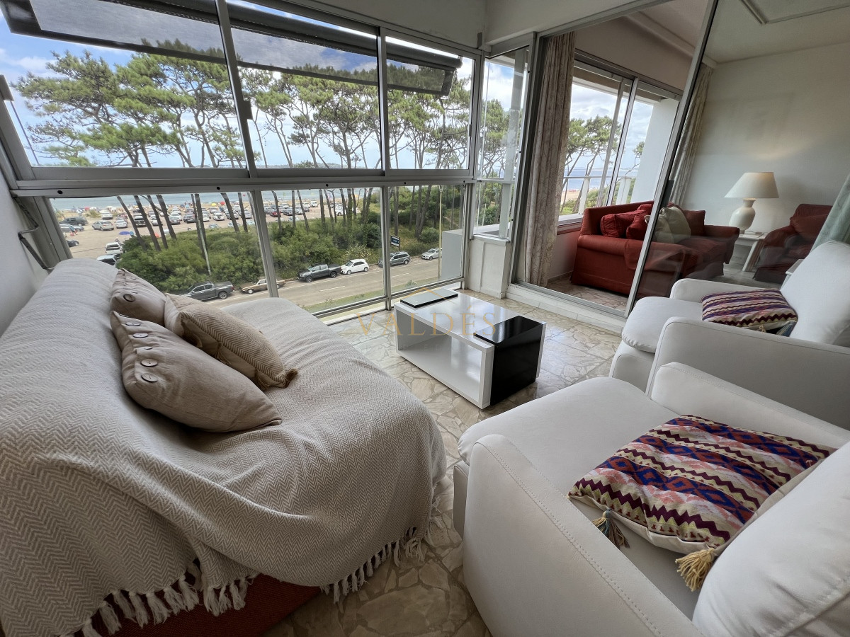 Apartamento primera línea playa mansa · Foto 12