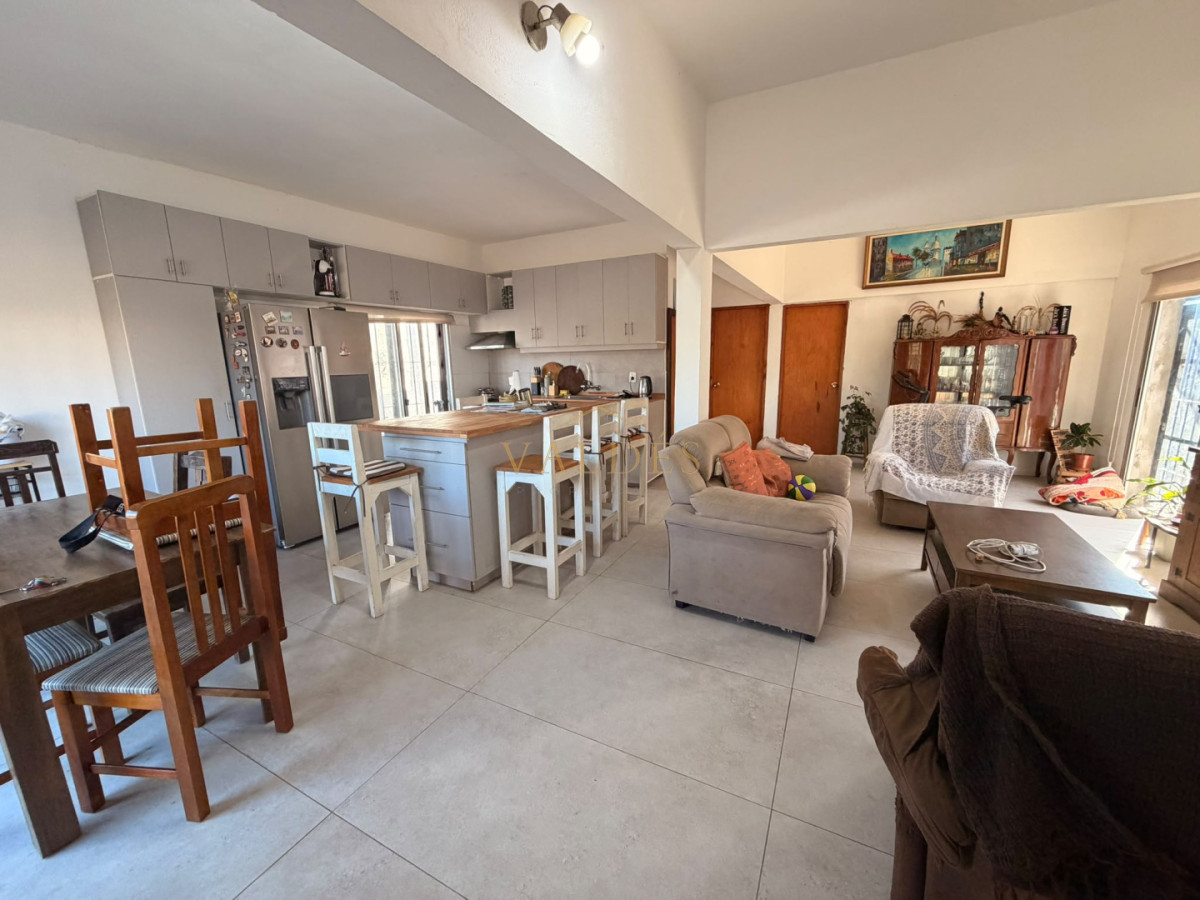 Casa en venta  y alquiler anual 2 dormitorios Maldonado · Foto 6