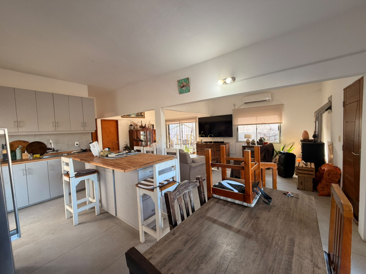 Casa en venta  y alquiler anual 2 dormitorios Maldonado · Foto 5