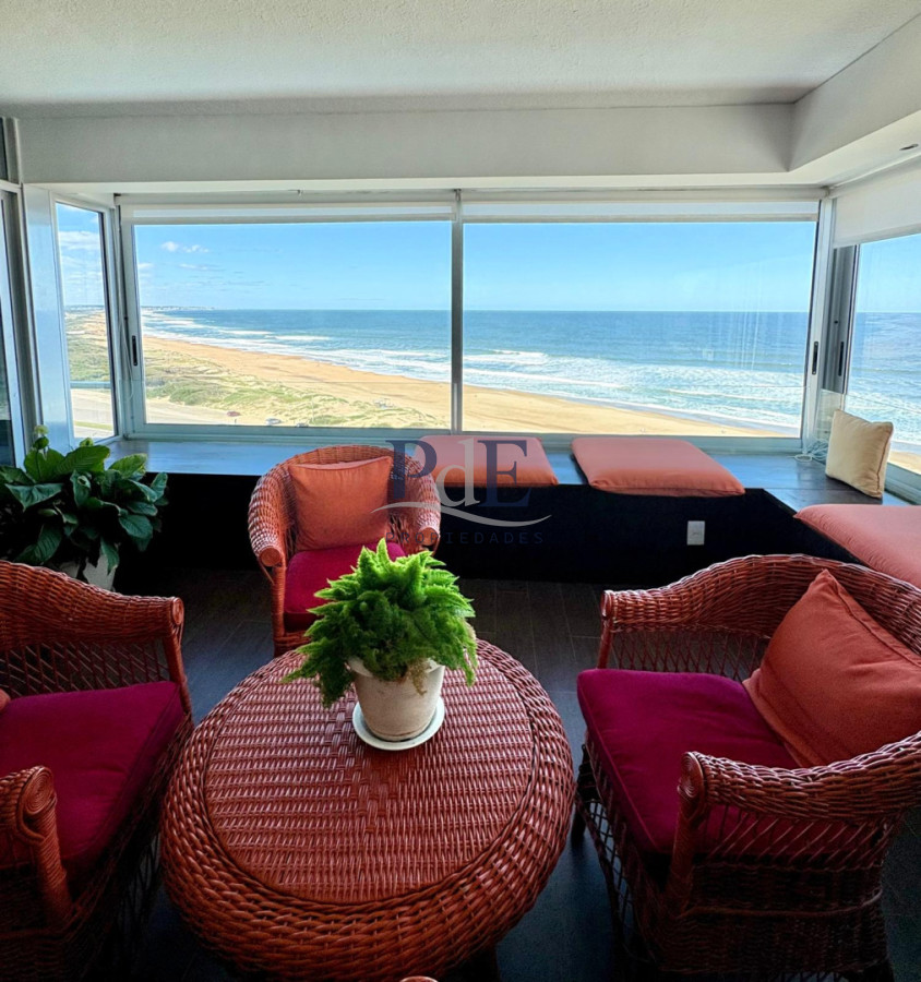Apartamento en venta en Playa Brava