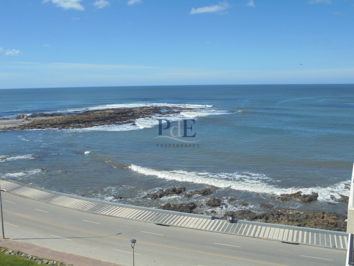 Foto 2 de 30