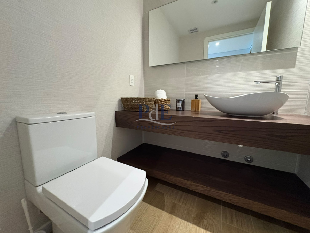 Apartamento en venta y alquiler anual - 2 Suites | Trump Tower. Frente al Mar · Foto 3