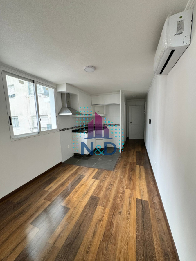 ALQUILER UN DORMITORIO AL CONTRA FRENTE CON BALCÓN Y GARAGE EN PUNTA CARRETAS · Foto 9