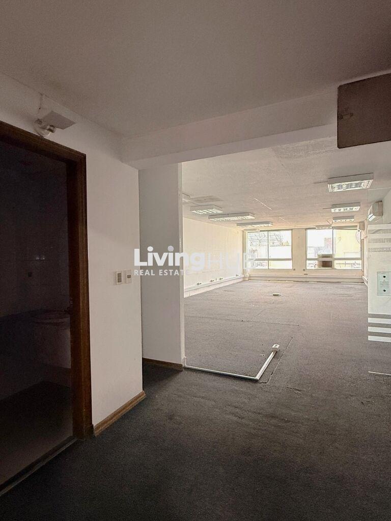 Alquiler Oficina Versátil de 161 m² en Edificio Plaza Mayor