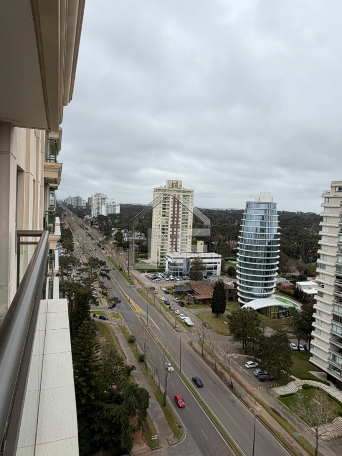 Apartamento, Alquiler Anual · Foto 8