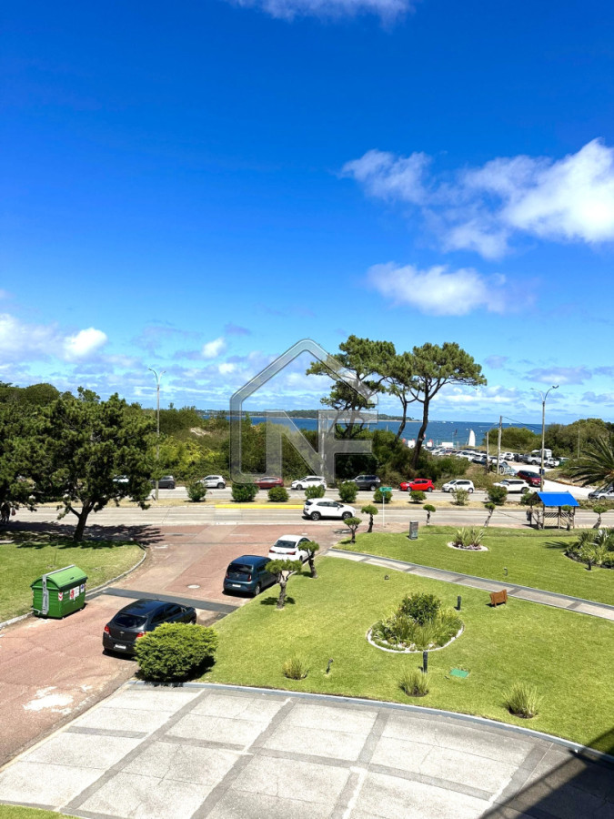Apartamento en Mansa, Alquiler Anual
