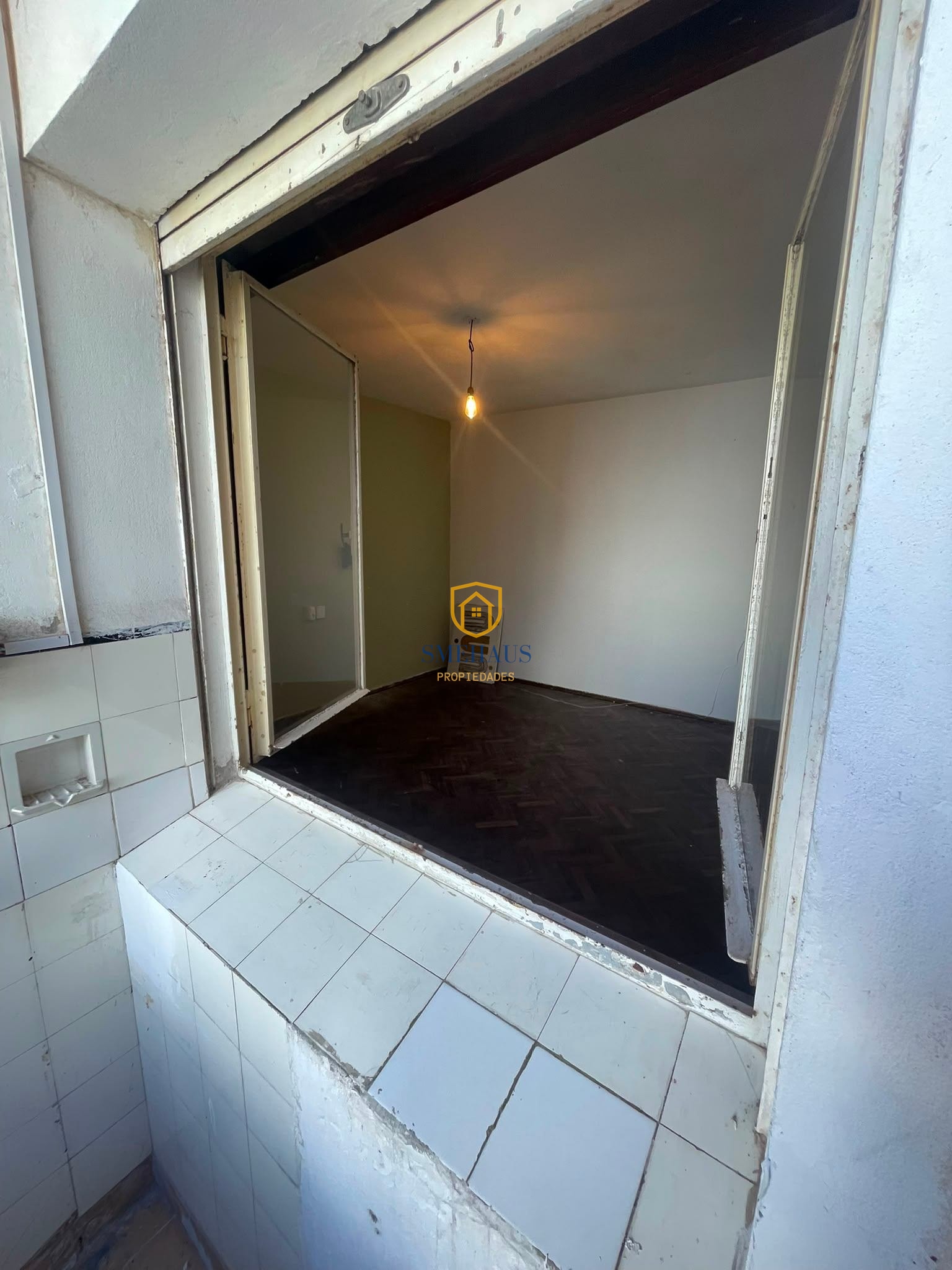 Apartamento en alquiler en Ciudad Vieja con 2 dormitorios · Foto 12