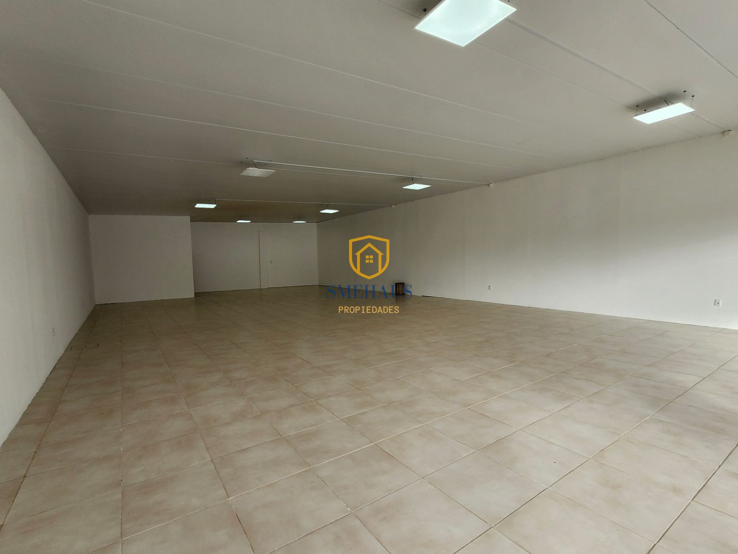 Local Comercial en alquiler en Sauce con 244 m2 a 2 cuadras de la plaza · Foto 4