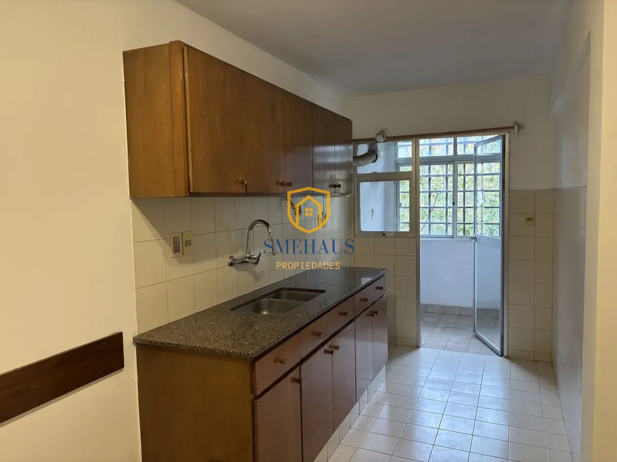 Apartamento en alquiler en Pocitos de 2  dormitorios con cochera · Foto 6