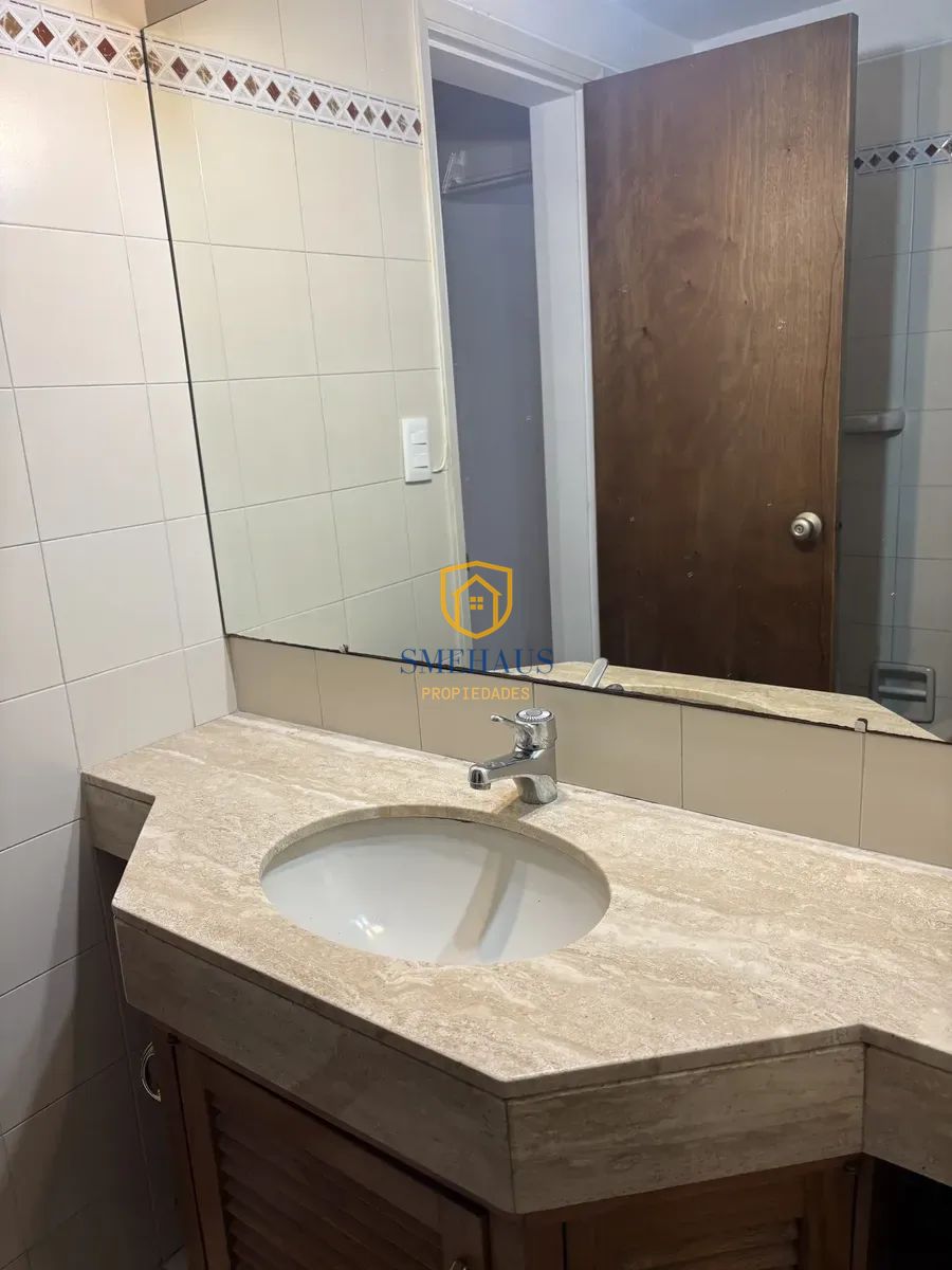 Apartamento en alquiler en Pocitos de 2  dormitorios con cochera · Foto 8