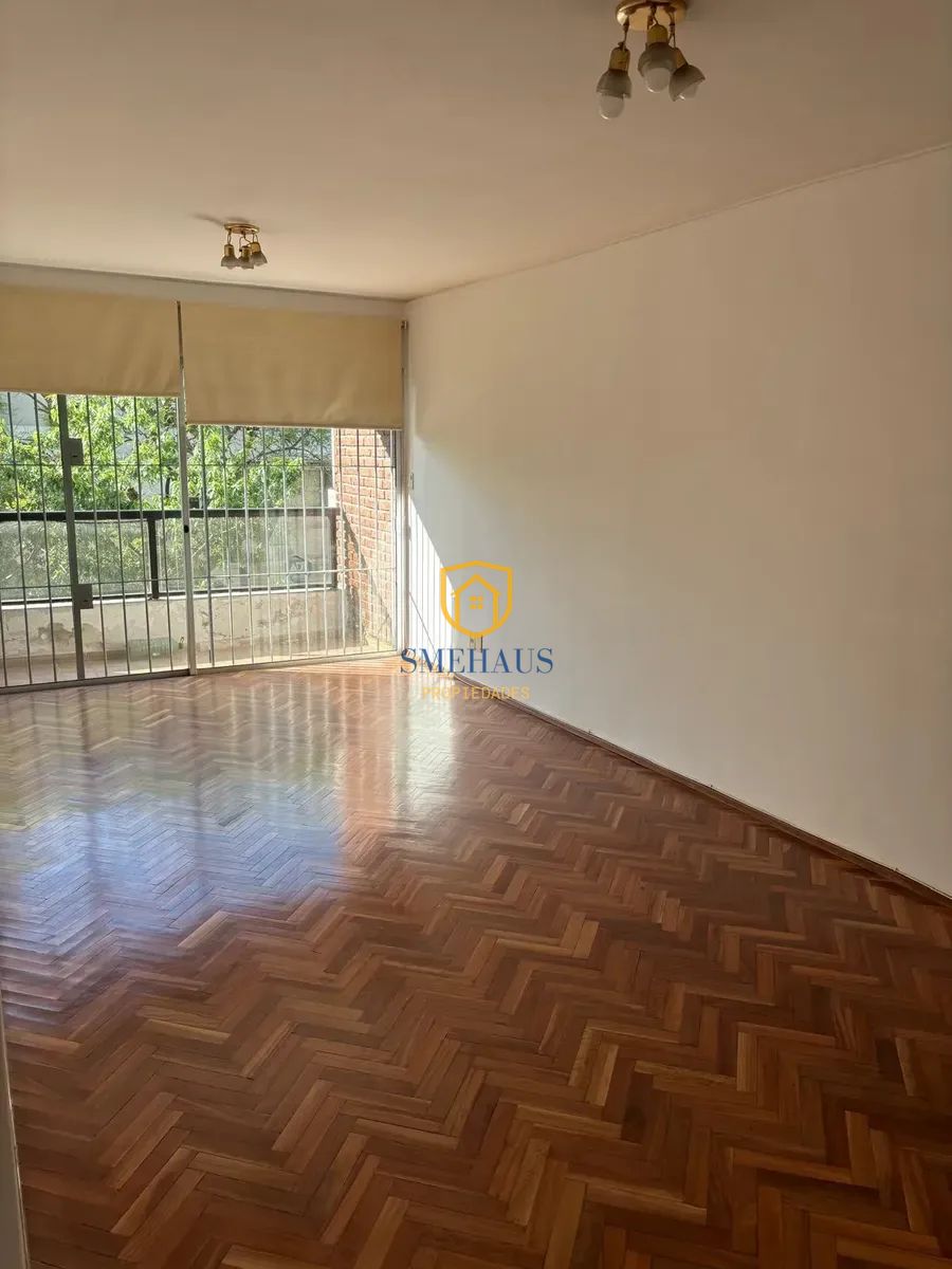 Apartamento en alquiler en Pocitos de 2  dormitorios con cochera · Foto 2