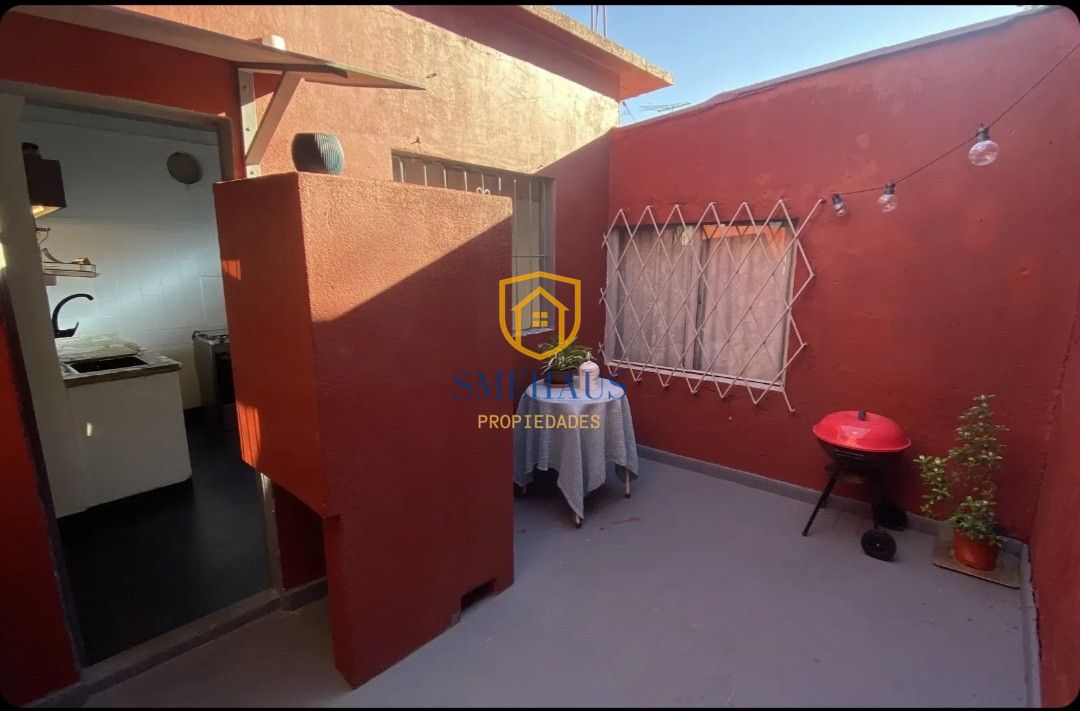 Casa en alquiler en Las Piedras con 2 dormitorios