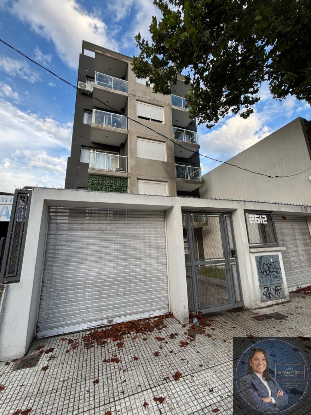 Apartamento en venta c/ cochera en Aguada