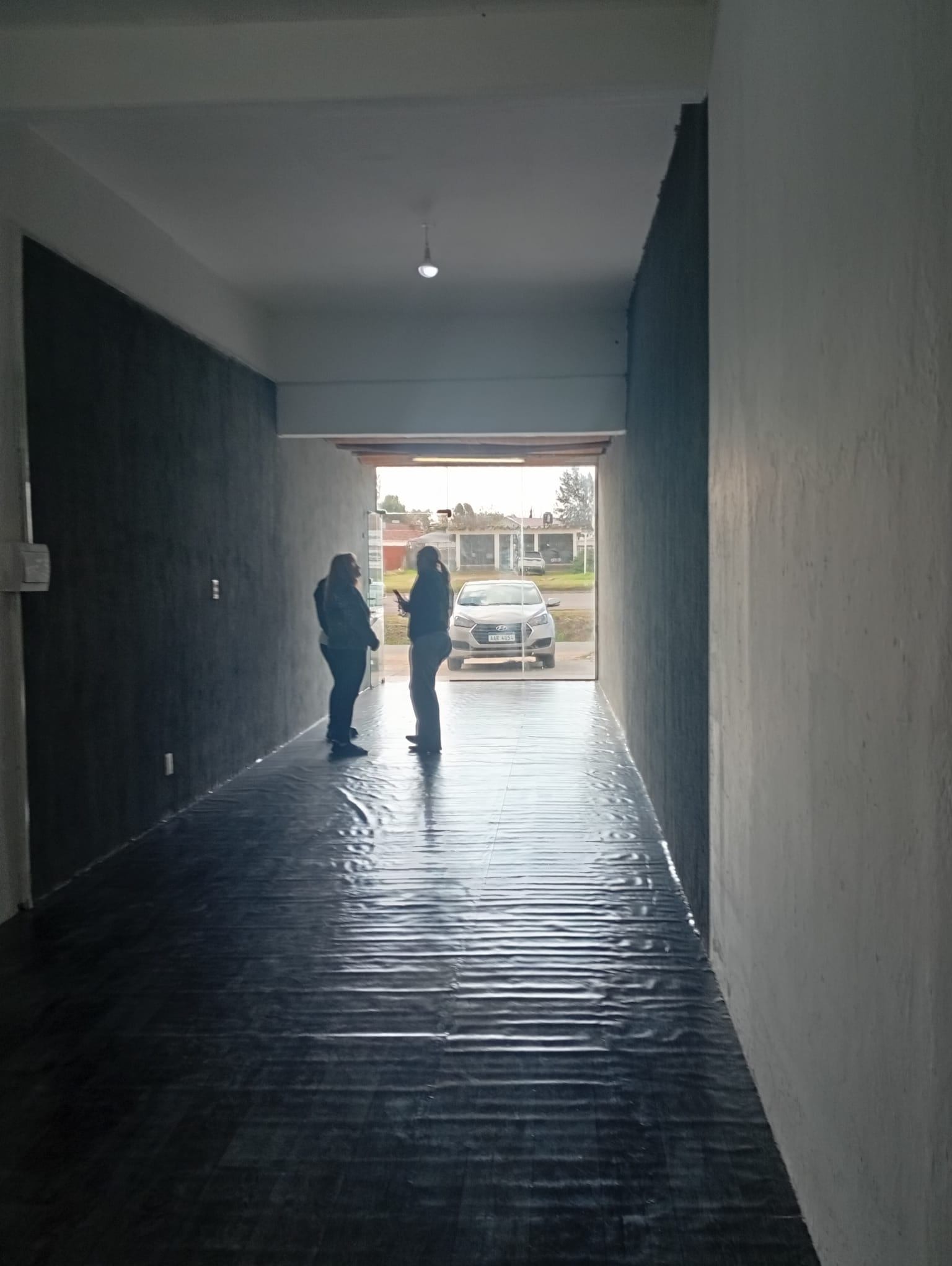 Alquiler Local Comercial sobre Av. Giannattasio Solymar Sur · Foto 7