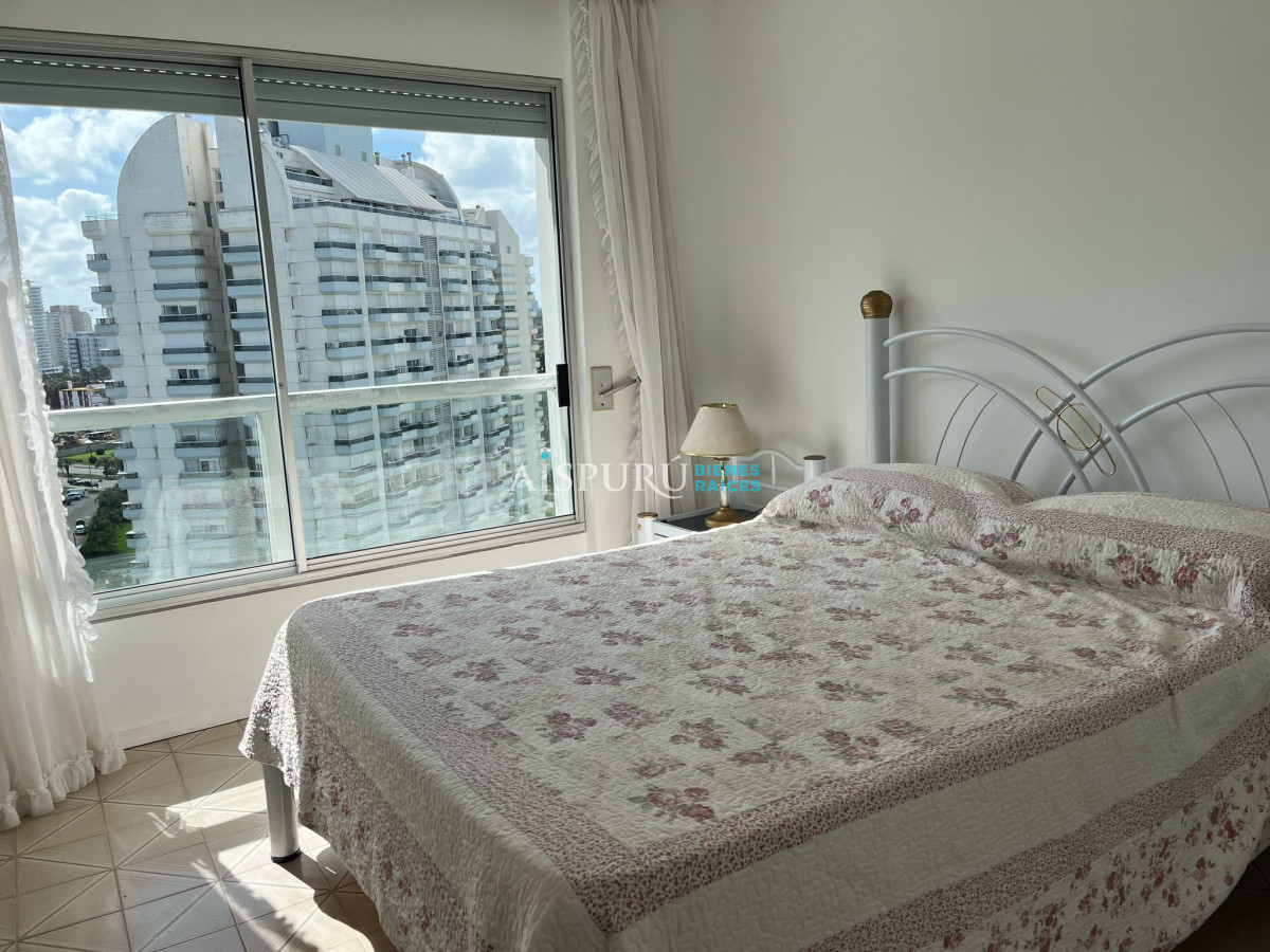 Alquiler Anual Apartamento vista al Mar 4 dormitorios · Foto 6