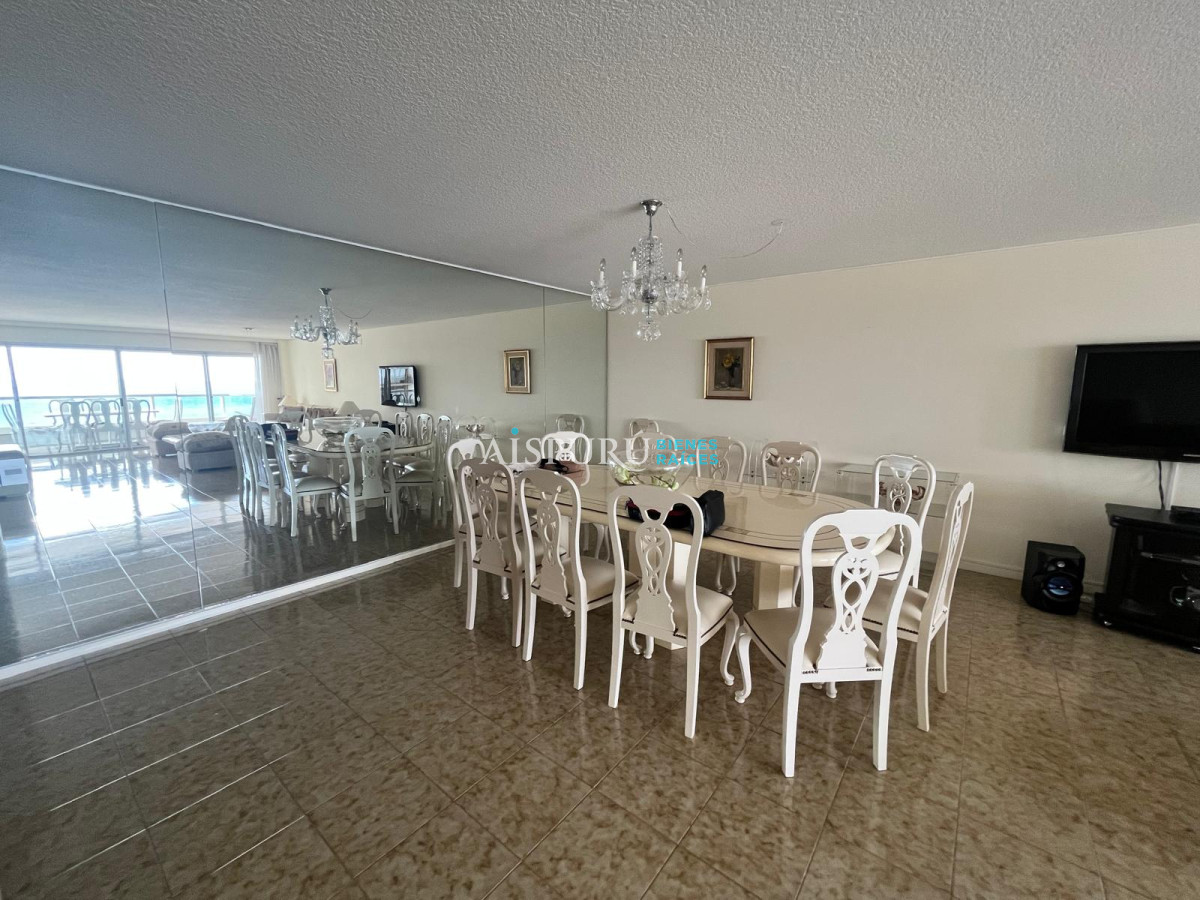 Alquiler Anual Apartamento vista al Mar 4 dormitorios · Foto 4