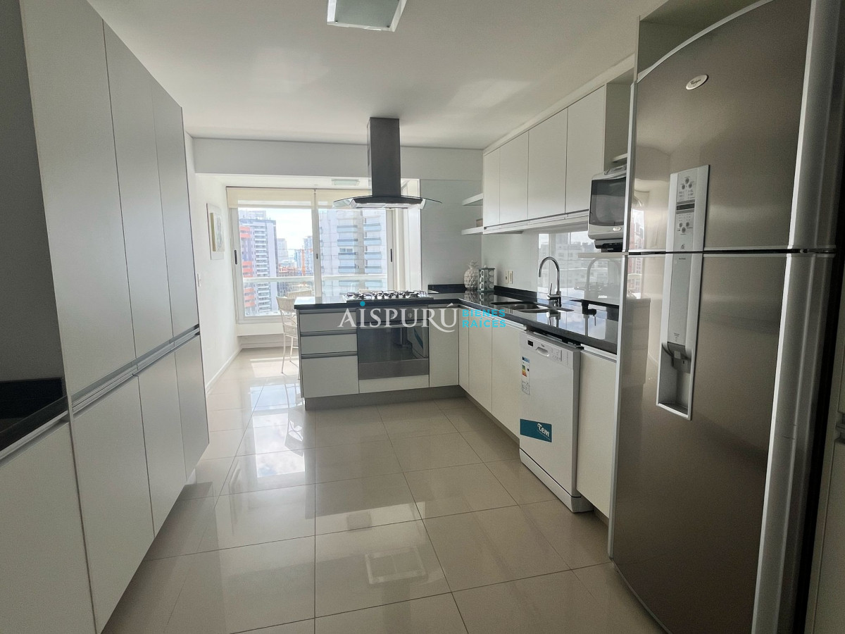 Alquiler Anual Apartamento vista al Mar 4 dormitorios · Foto 5