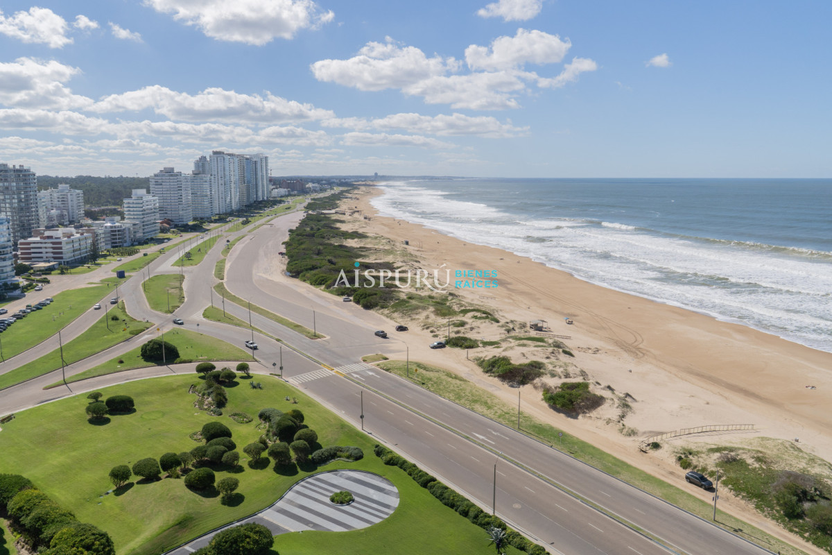 Apartamento frente al mar de 3 suites - Torre Estrella de Mar, Playa Brava