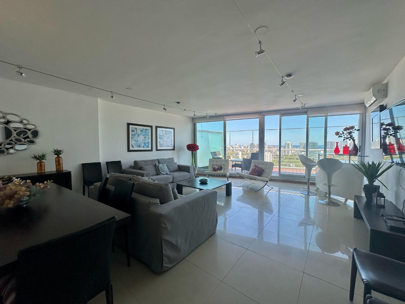 Apartamento en alquiler en Punta Shopping