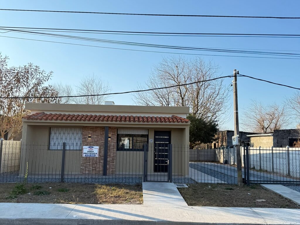 Casa reciclada a nueva, pronta para entrar