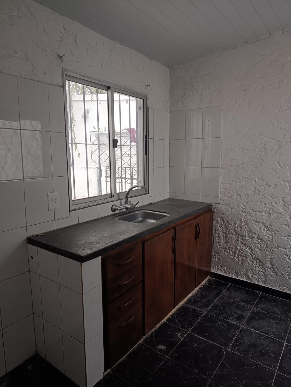 Apartamento de 1 dormitorio en alquiler en Ituzaingó · Foto 10