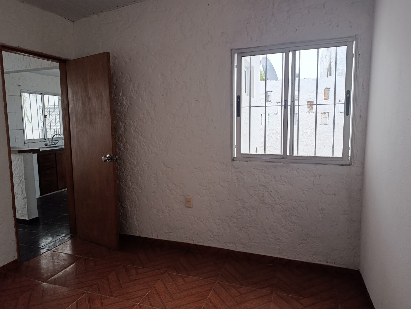 Apartamento de 1 dormitorio en alquiler en Ituzaingó · Foto 12