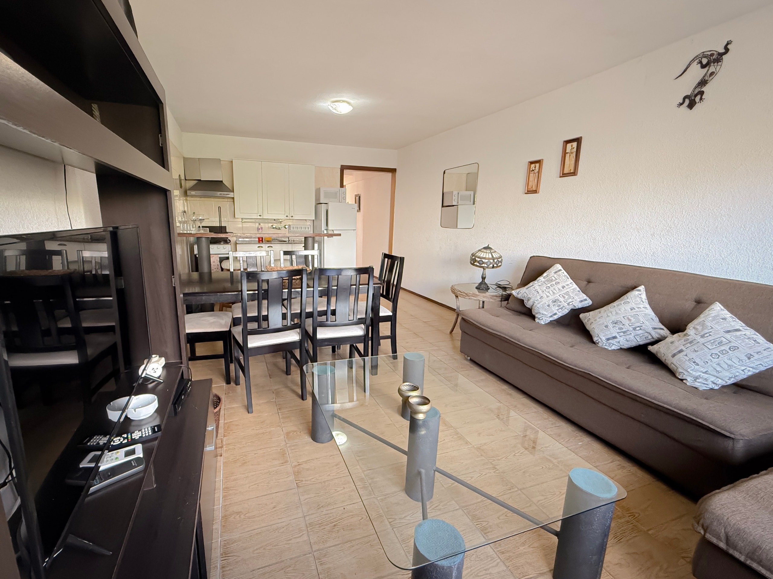 Apartamento en venta de 2 dormitorios y cochera en Aidy Grill