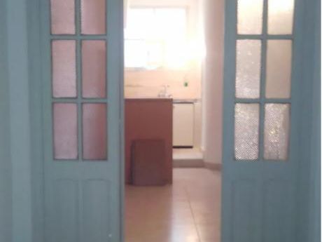 Apartamento En Ciudad Vieja 3 Dormitorios 72m2
