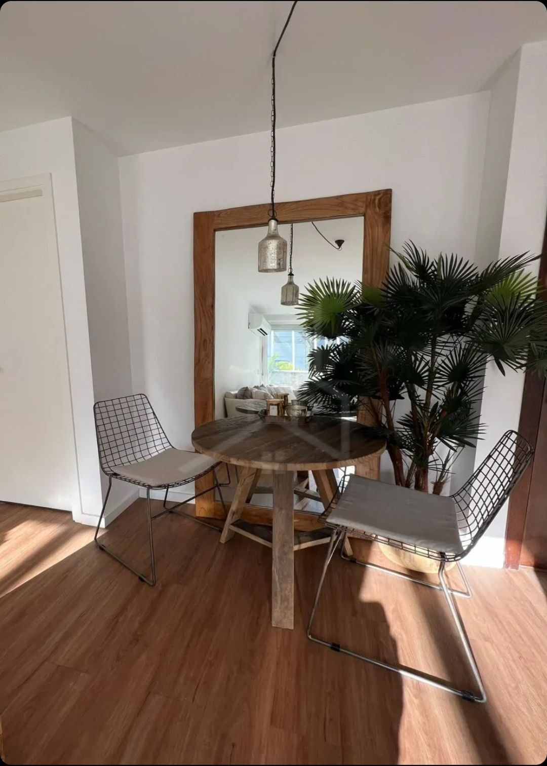 Alquiler Apartamento 1 Dormitorio Amueblado | Garaje y Patio con Barbacoa · Foto 2