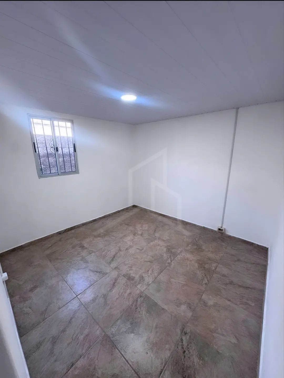 Alquiler Apartamento 1 dormitorio en Maroñas con patio y jardín