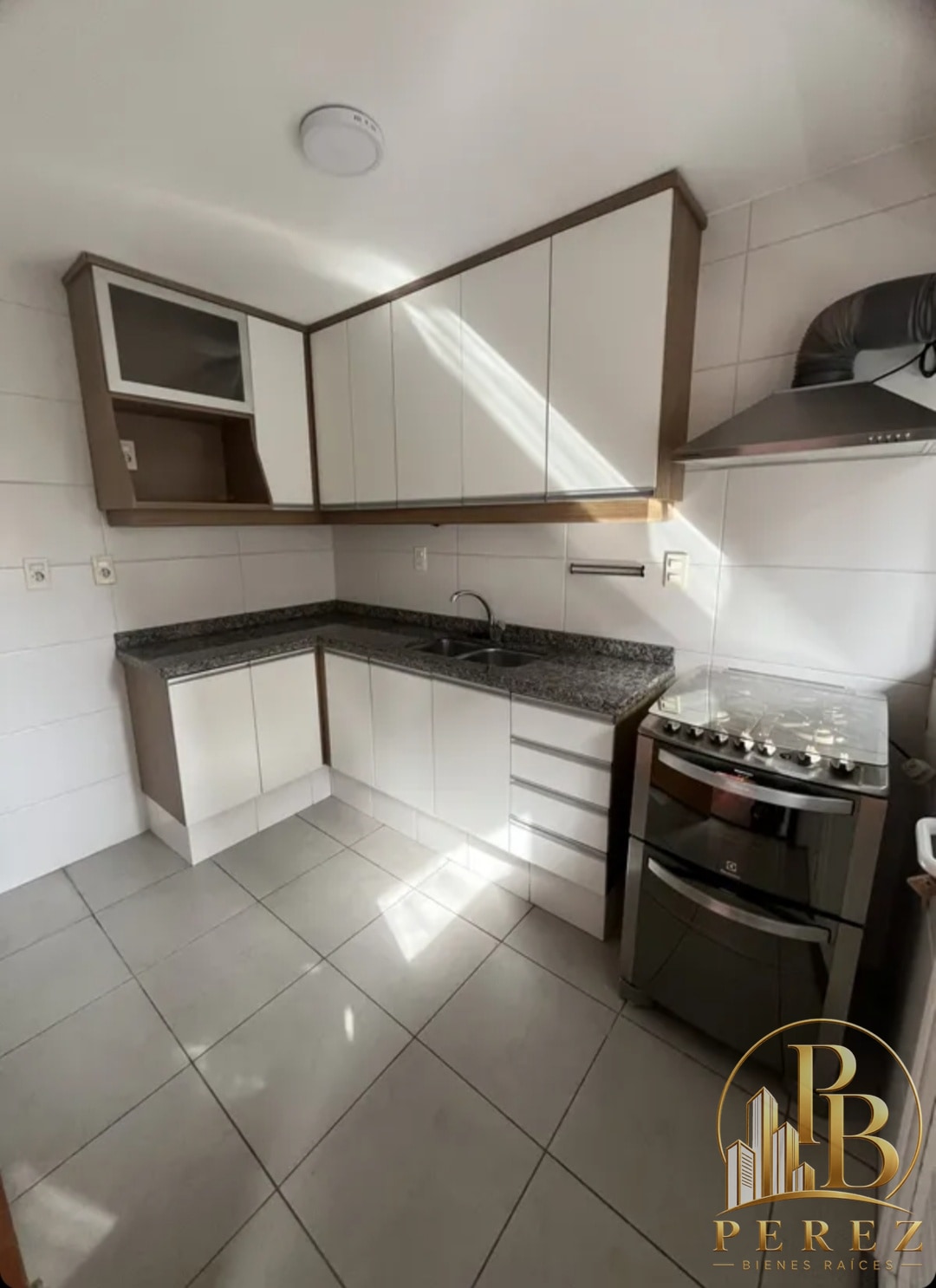 Apartamento en alquiler c/ cochera en Pocitos · Foto 10