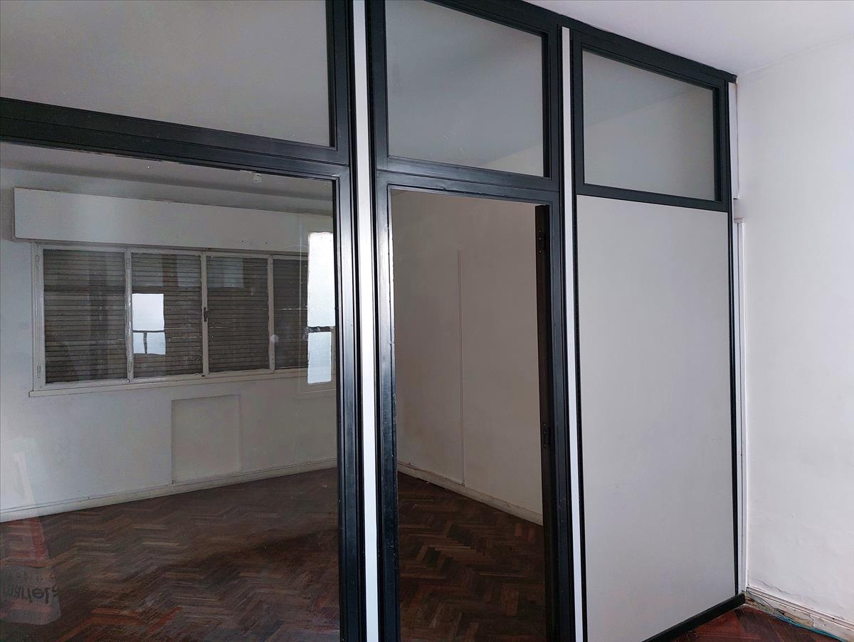 Rincon No 610 4o piso y Pza Matriz solo oficinas no acepta vivienda · Foto 11