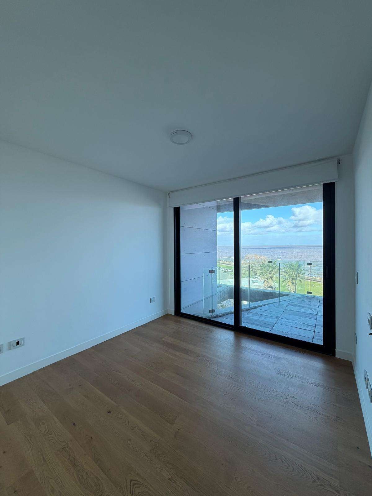 Apartamento en alquiler c/ cochera en Puerto Buceo · Foto 11