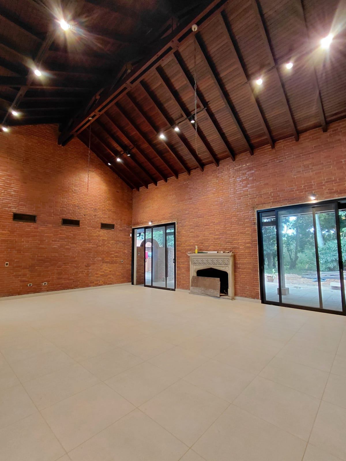 Casa en alquiler en Mariscal López