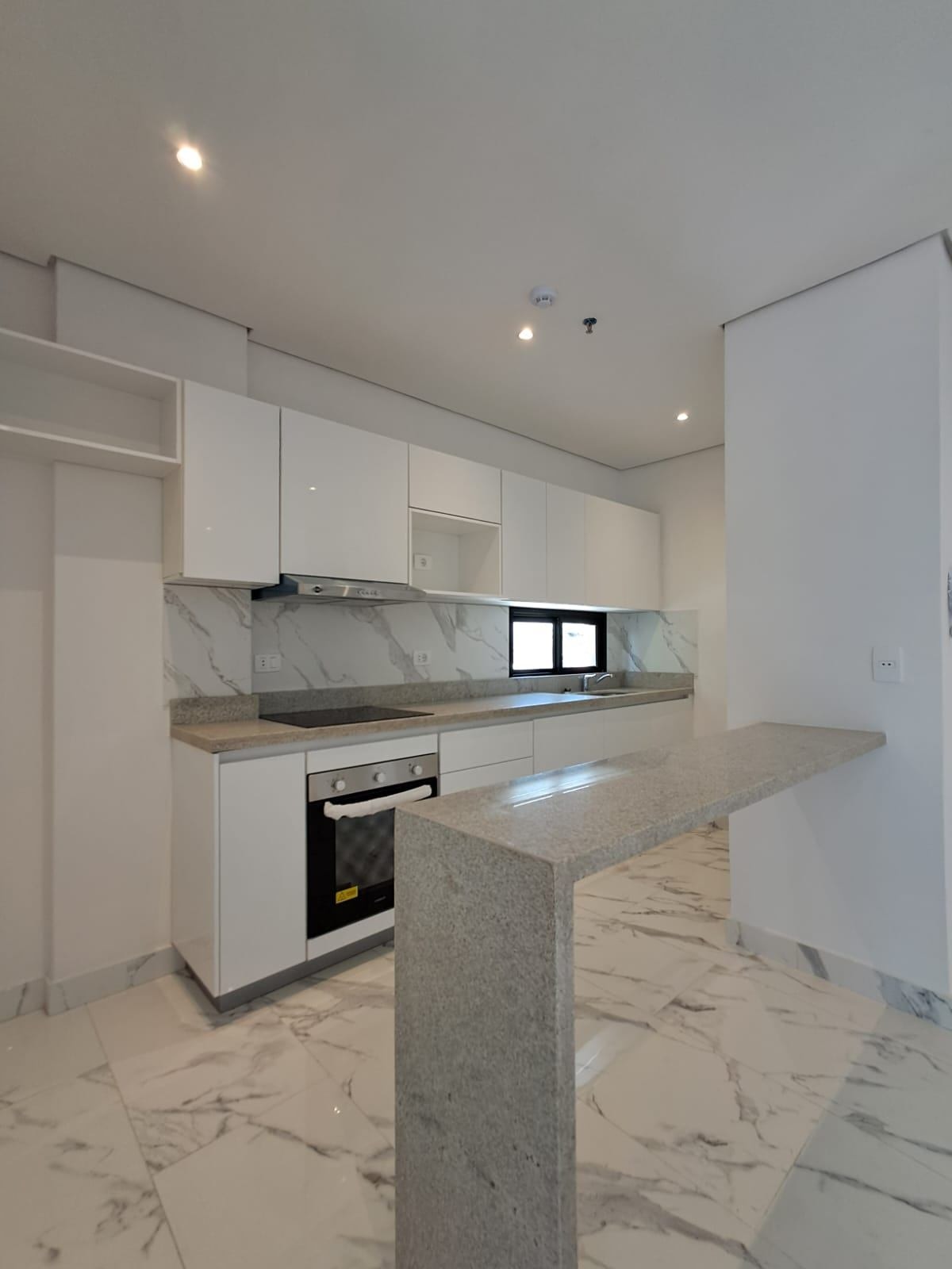 Departamento en alquiler c/ cochera en Mburucuyá — foto 3
