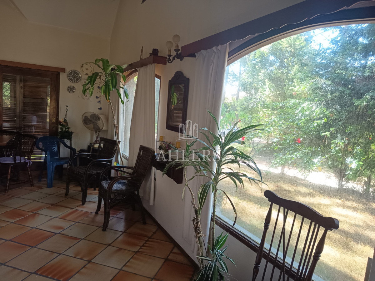 Se alquila y se vende casa de 3 dormitorios, dos baños, cocina amplia · Foto 5