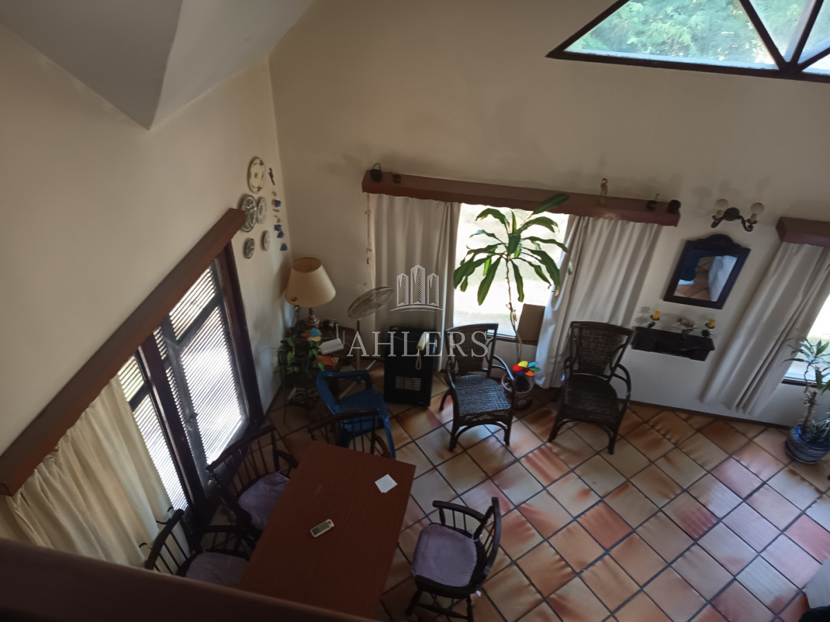 Se alquila y se vende casa de 3 dormitorios, dos baños, cocina amplia · Foto 9