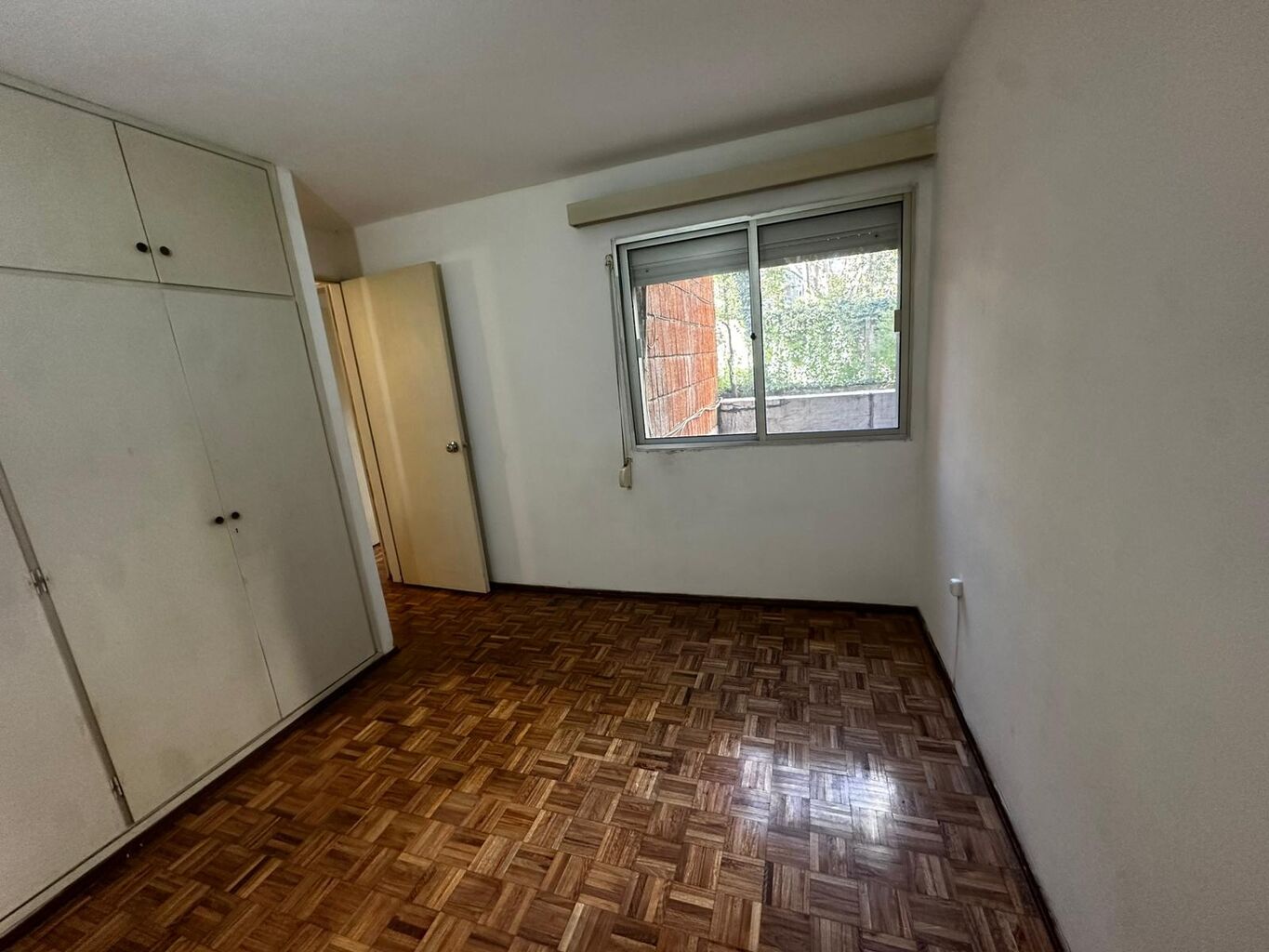 ALQUILER DE APARTAMENTO DE TRES DORMITORIOS EN POCITOS · Foto 11