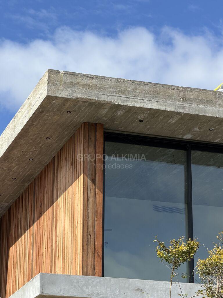 Casa en alquiler en Carmel, Canelones, 5 dormitorios y 6 baños