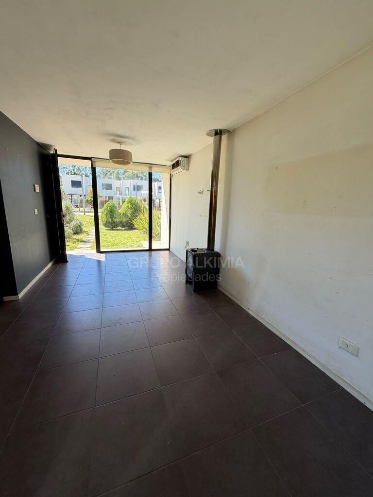 ALQUILER CASA 2 DORMITORIOS COMPLEJO SOLYMAR · Foto 3