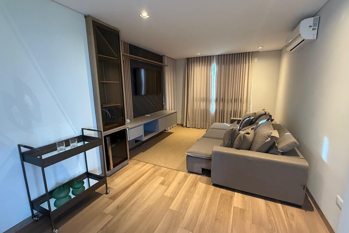 EN VENTA HERMOSA RESIDENCIA EN AGUA VISTA ENCARNACION — foto 2