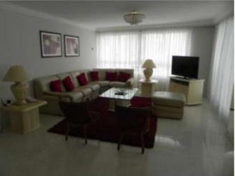 Apartamento En Alquiler 3 Dormitorios
