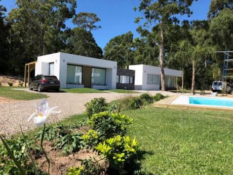 Casa En Venta 3 Dormitorios