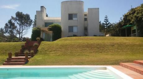Casa En Alquiler 3 Dormitorios