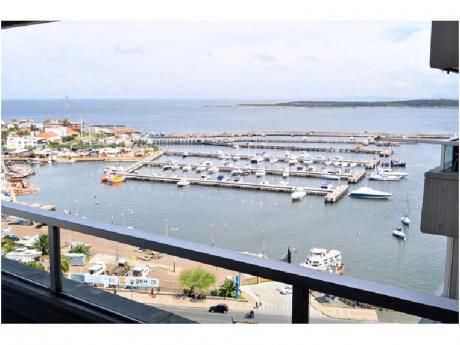Apartamento En Venta 3 Dormitorios