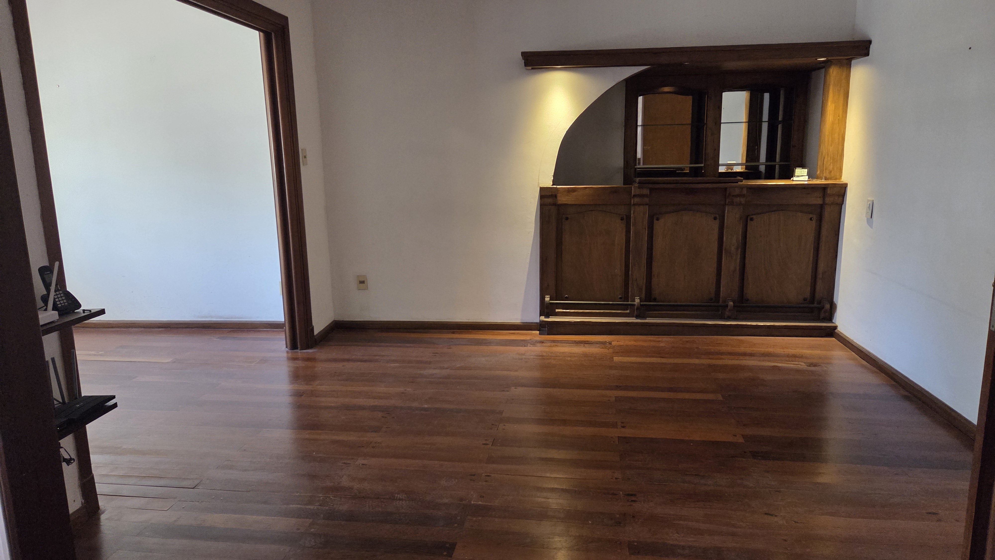 Alquiler casa en Punta Carretas. 2 dormitorios, cochera, patio con parrillero · Foto 11