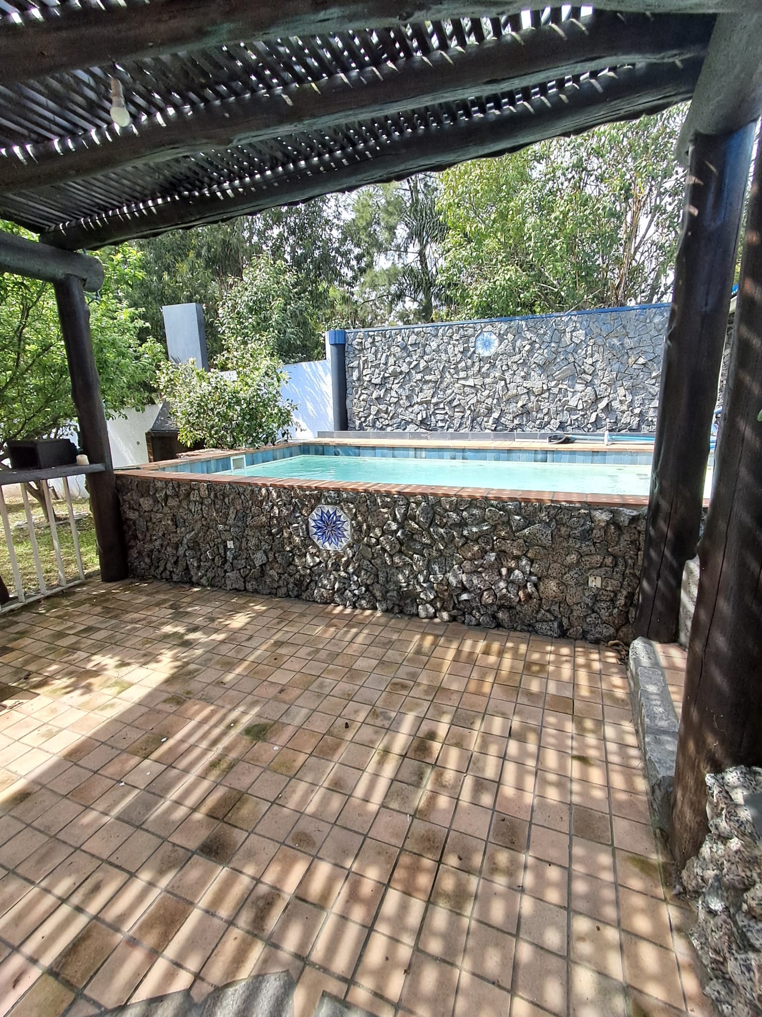 Casa en alquiler anual Costa Azul con piscina, 2 dormitorios · Foto 6