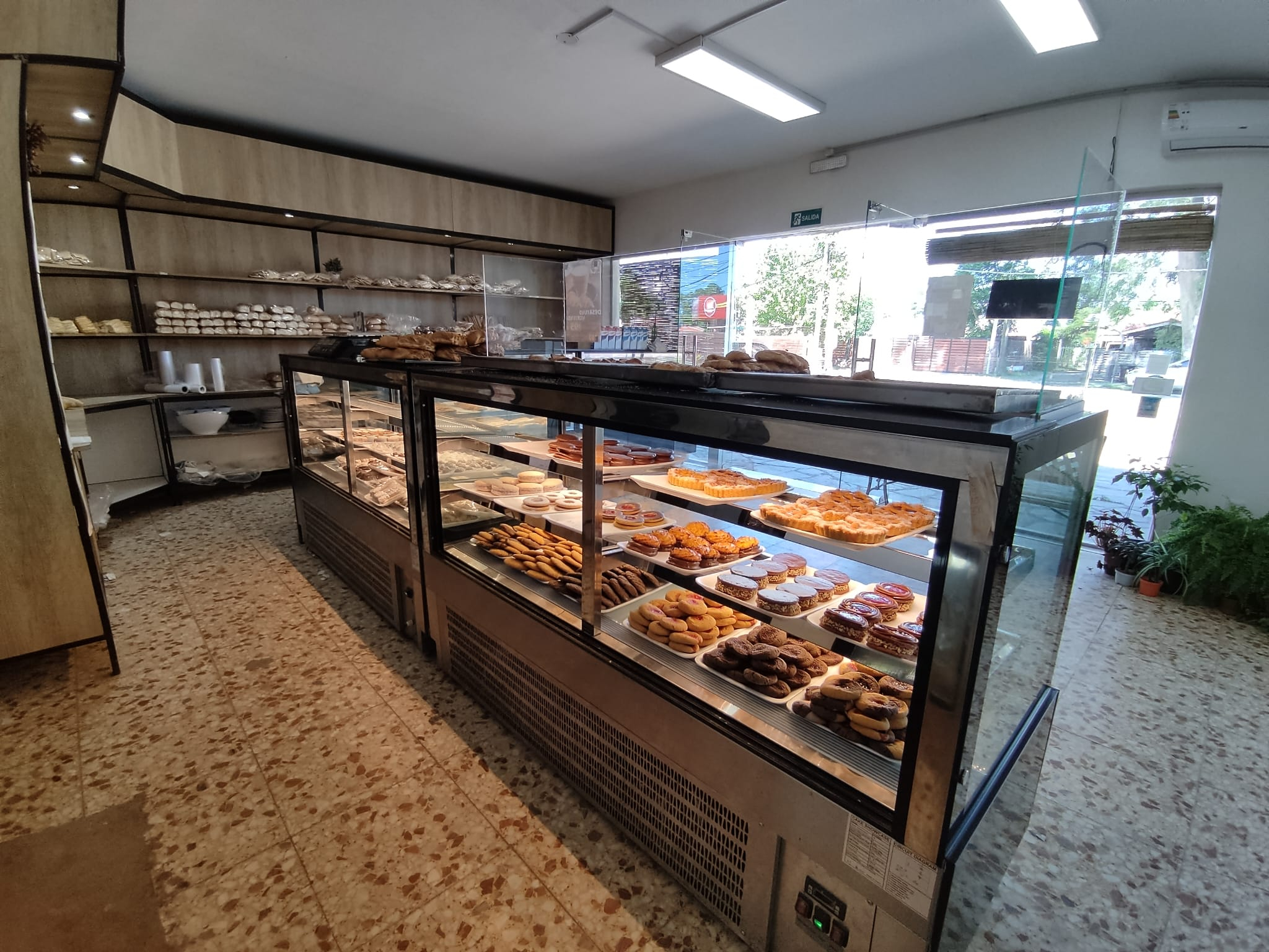 Alquiler. Multirubro, Actualmente Panadería, Clientela Fija. · Foto 3