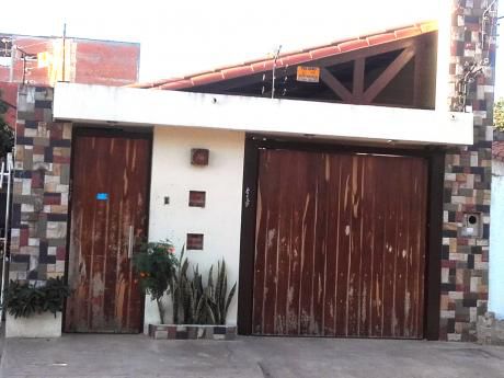 Hermosa Casa Radial 10 Entre 4 Y 5 Anillo