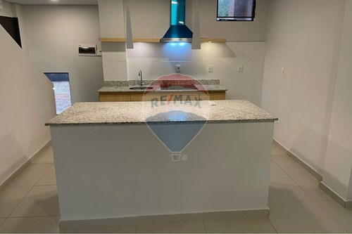 Duplex-Alquiler-PY Central Luque Loma Merlo — foto 3